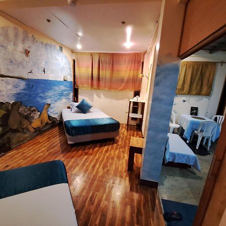 Cozy Hosting Galapagos Apartment ปูแอร์โตอาโยรา ภายนอก รูปภาพ