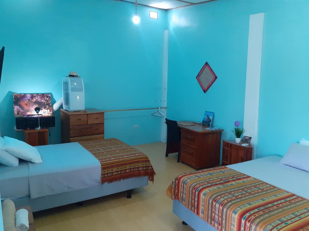 Cozy Hosting Galapagos Apartment ปูแอร์โตอาโยรา ภายนอก รูปภาพ