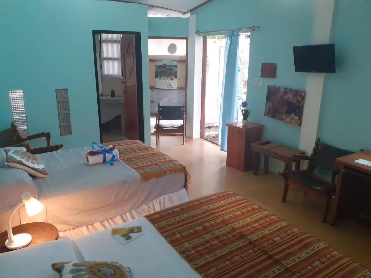 Cozy Hosting Galapagos Apartment ปูแอร์โตอาโยรา ภายนอก รูปภาพ