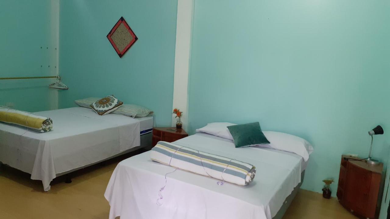 Cozy Hosting Galapagos Apartment ปูแอร์โตอาโยรา ภายนอก รูปภาพ