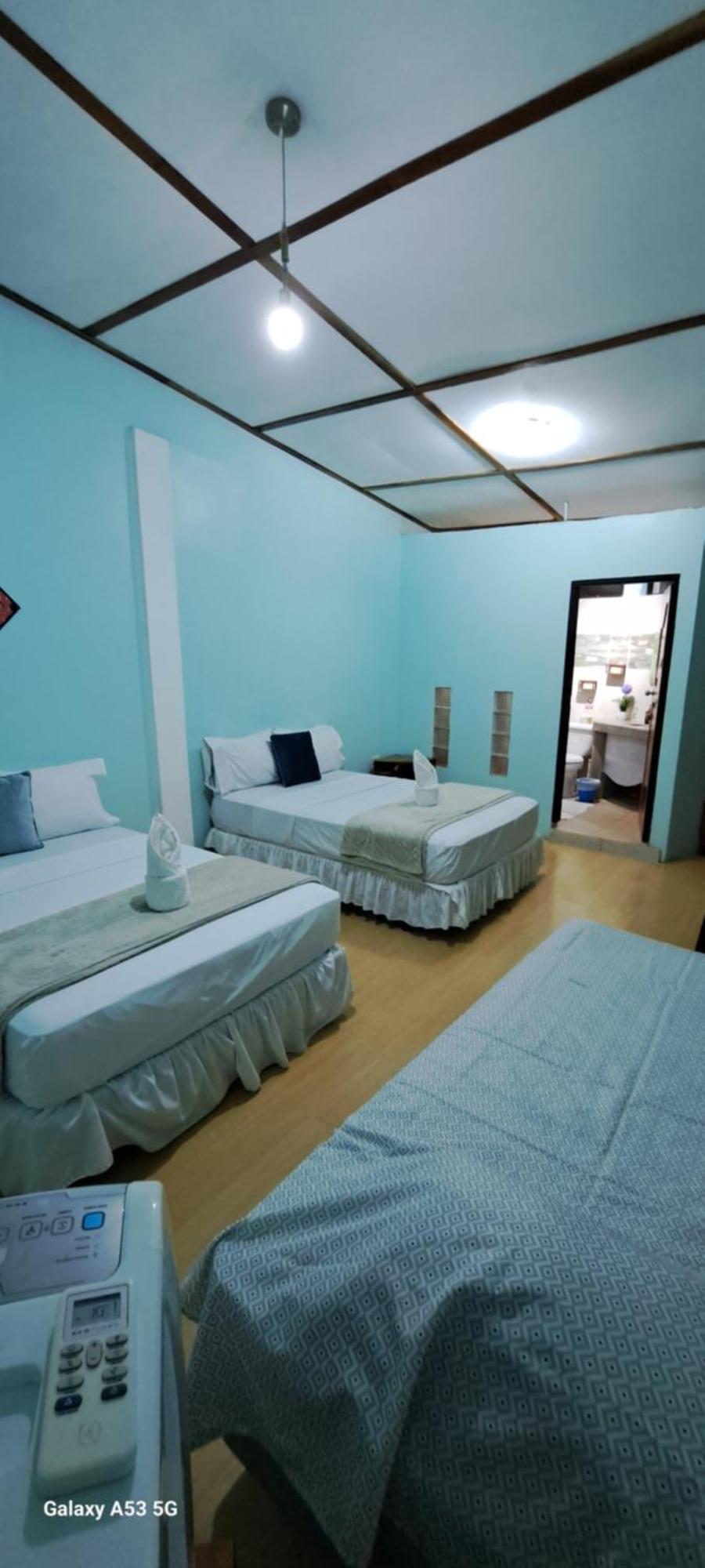 Cozy Hosting Galapagos Apartment ปูแอร์โตอาโยรา ภายนอก รูปภาพ